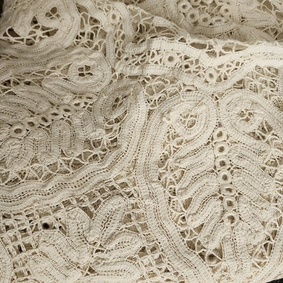 ANTIQUE Irish Crochet Lace Tablecloth Round Floral Vintage 59in Handmade - Picture 10 of 12